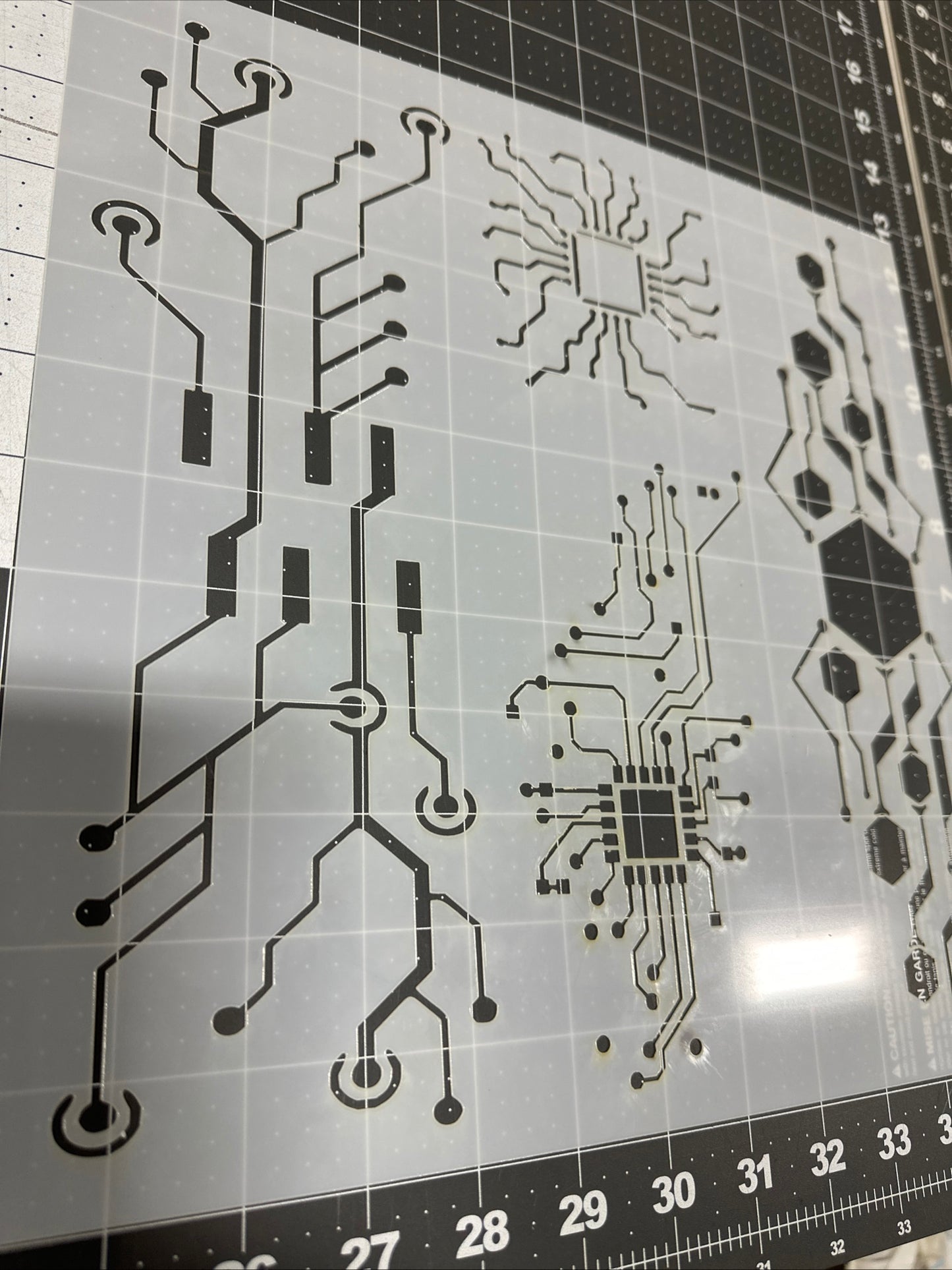 Computer circuits 2. 12” AIRBRUSH Paint STENCIL Reusable