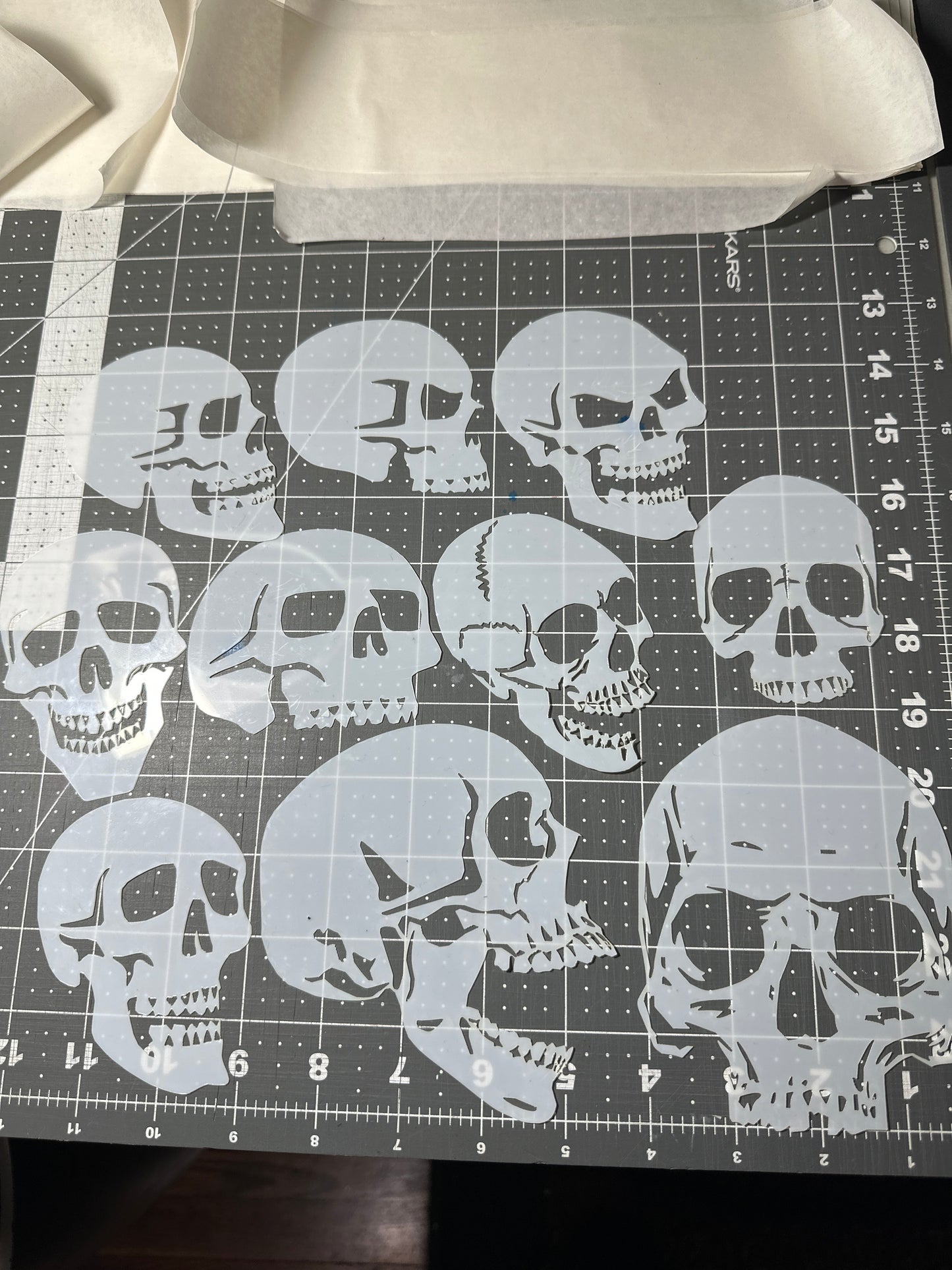 Individual SKULLS 10pc SET 4-5”