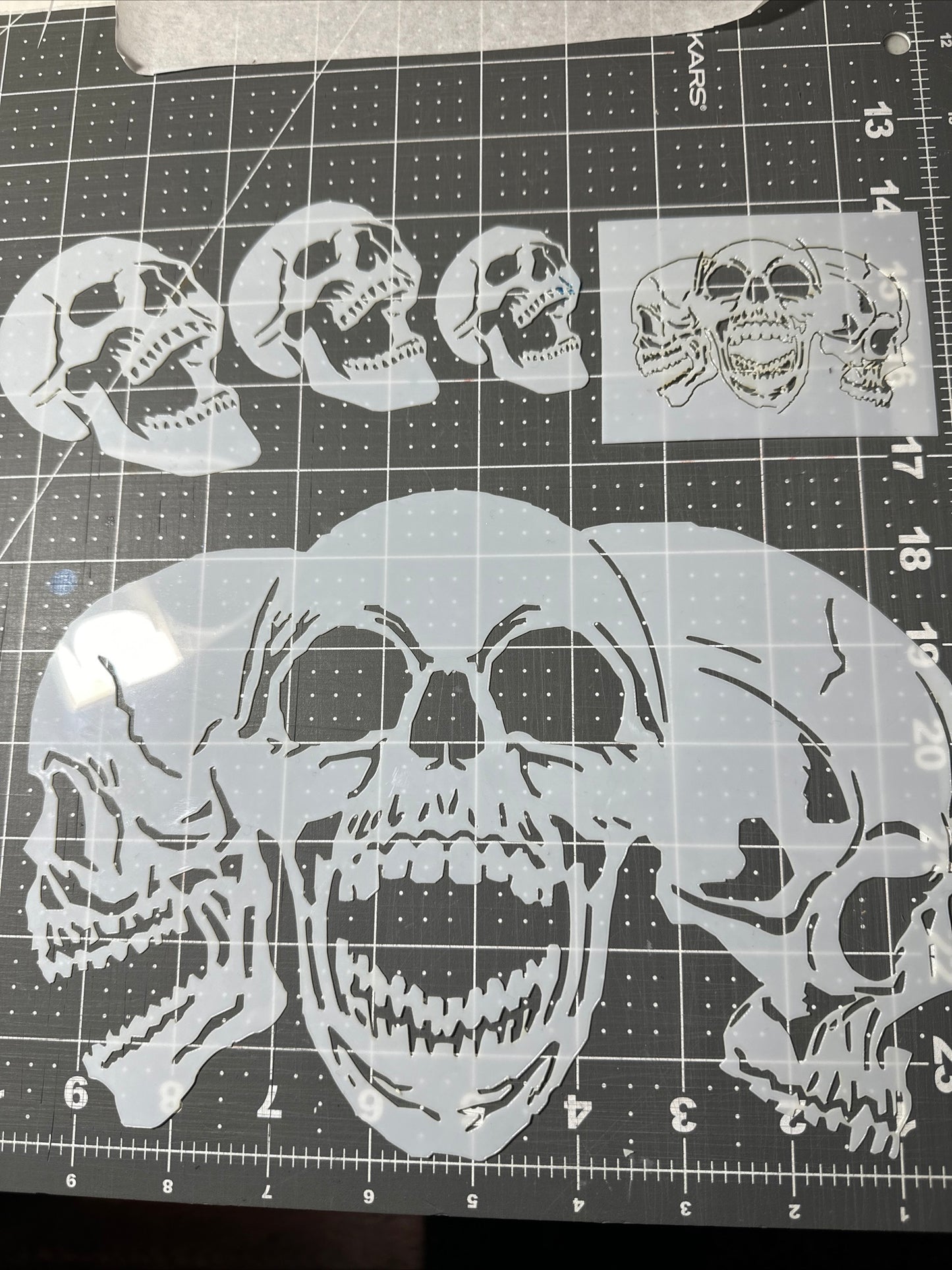 SKULLS in Row 6pc SET 10x6.5” MYLAR REUSEABLE