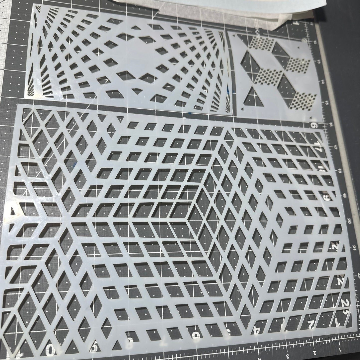 Blocks SQUARES 3D Effect 3pcs AIRBRUSH Custom Paint STENCIL STENCILS Mylar Reusable