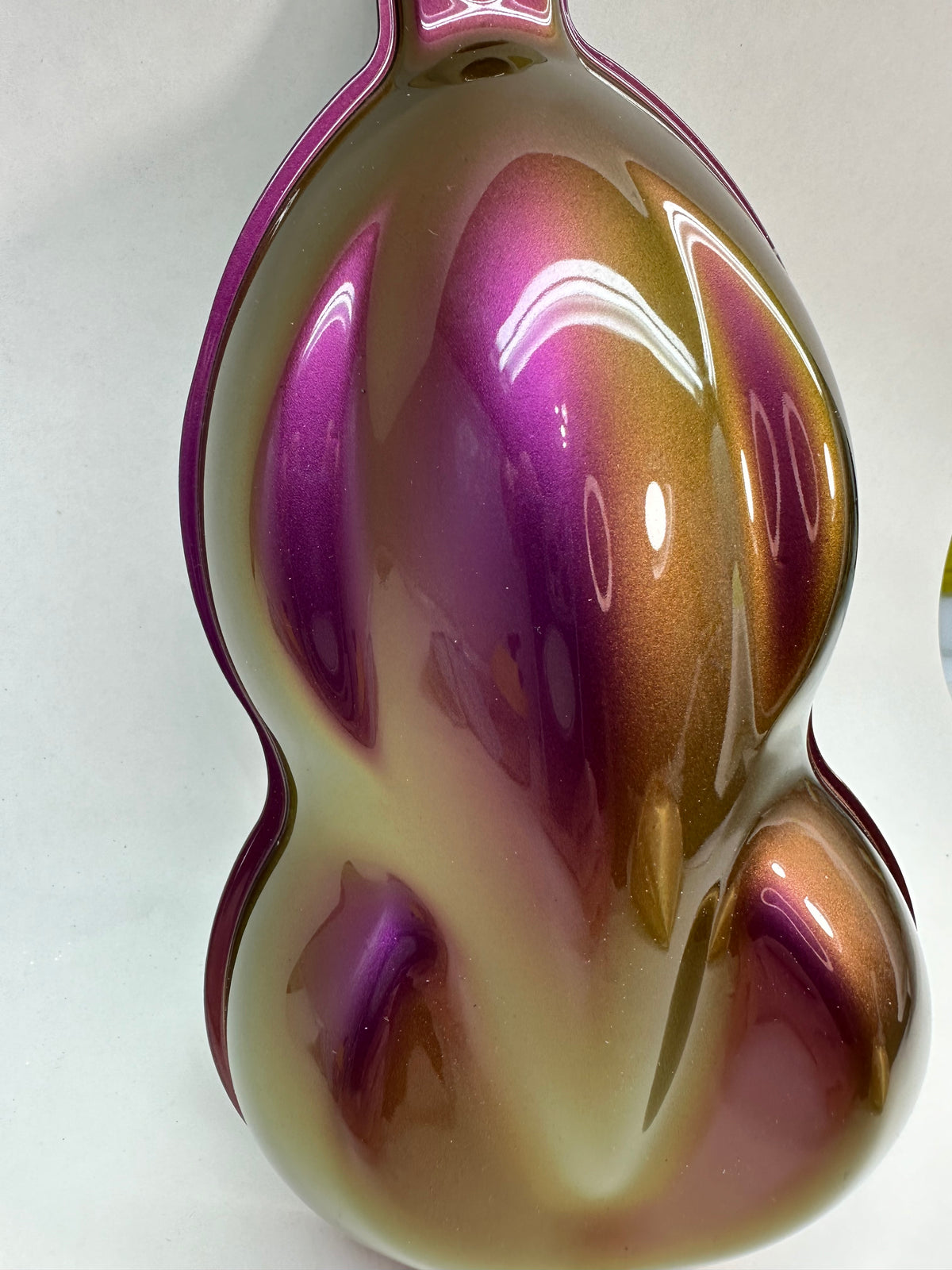 OUTRAGEOUS PURPLE TO GOLD FLIP FLOP PEARL basecoat 1:1 mix