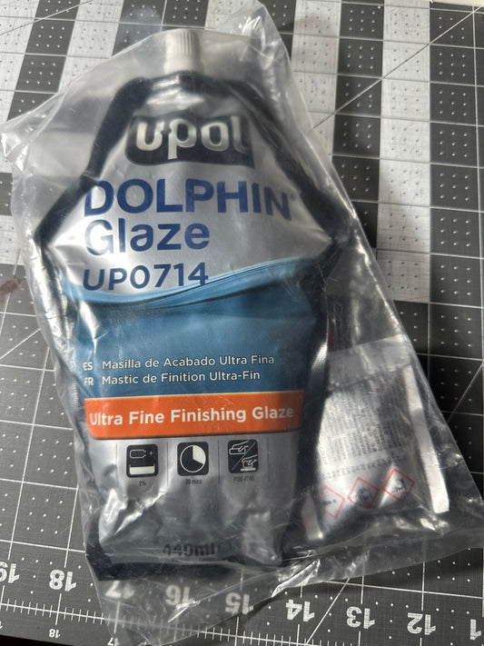 DOLPHIN GLAZE UP0714 2k Putty Filler w/ hardener .  440mL