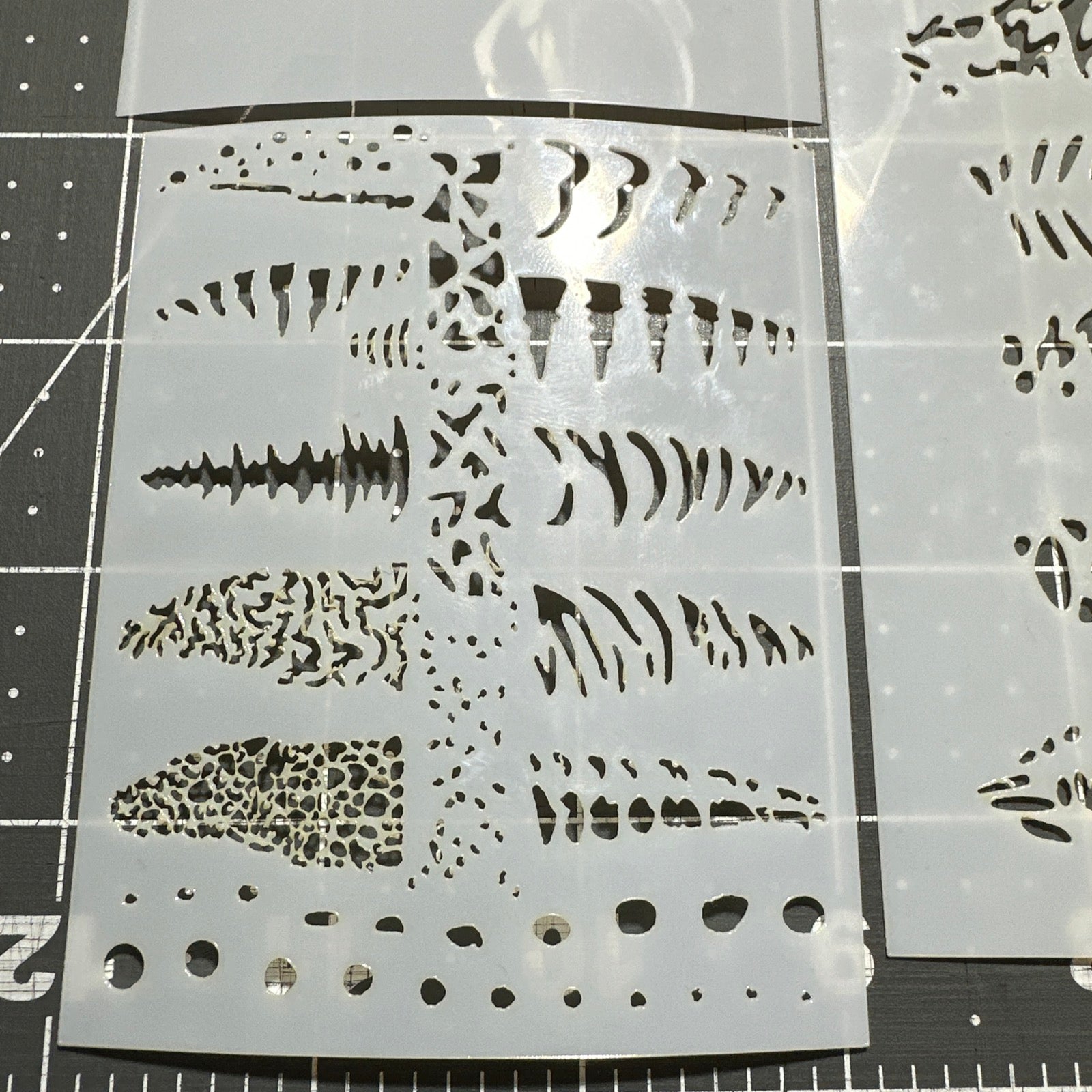 FISHING FISH LURE PAINTING 4pc SET AIRBRUSH Custom Paint STENCILS Myla